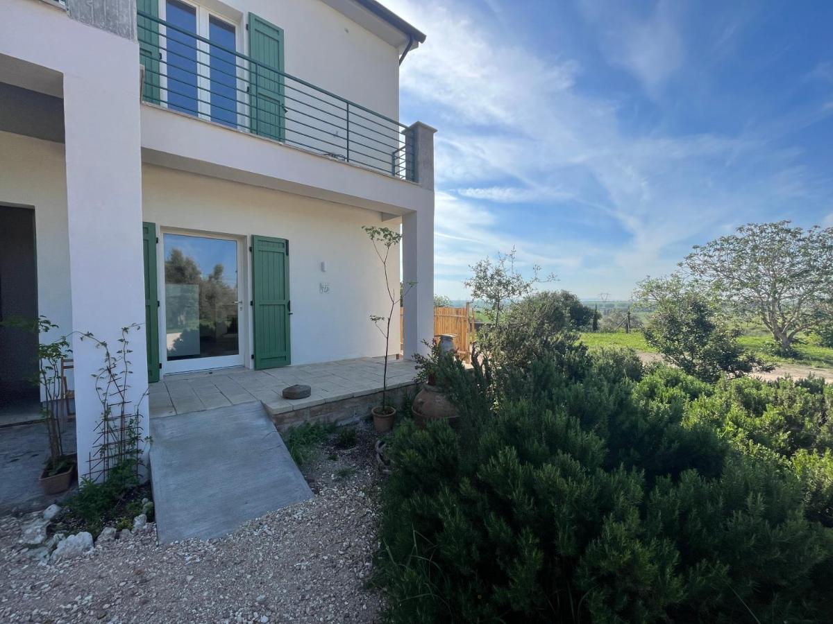Agriturismo Casette Del Forno Монтальто-ди-Кастро Экстерьер фото